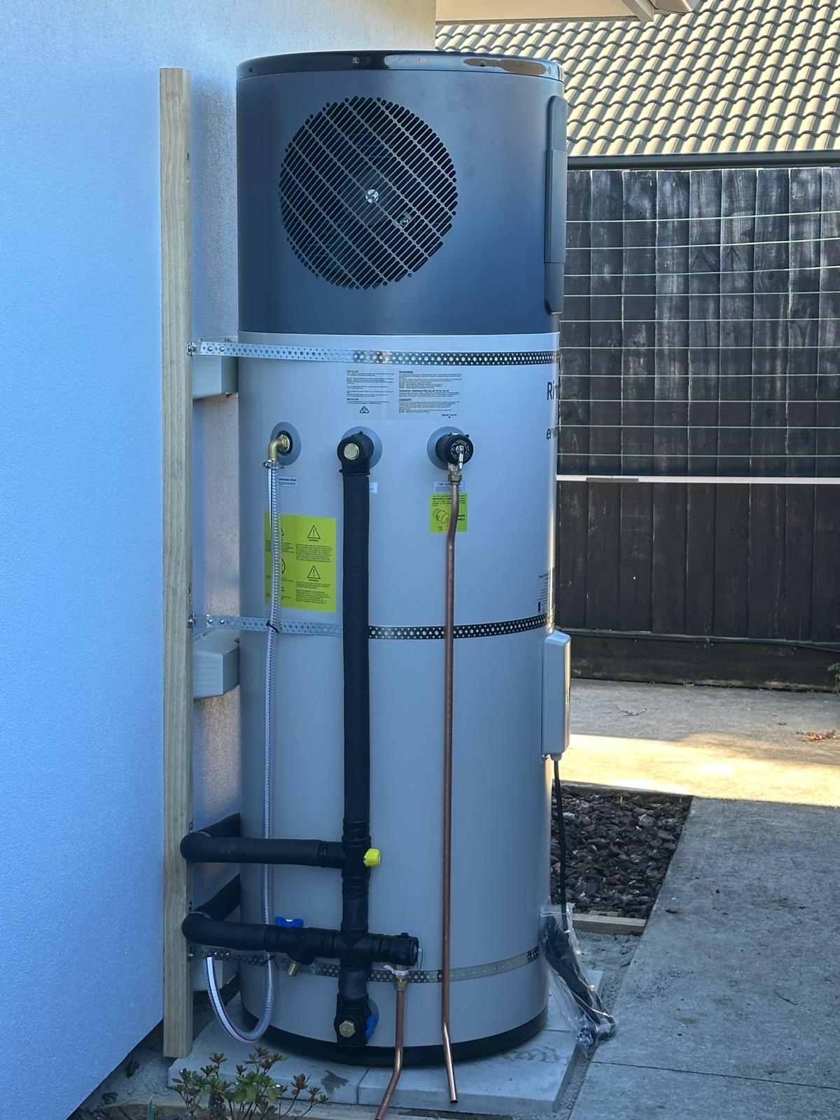 Rinnai EnviroFlo GR hot water heat pump installed on a New Zealand home