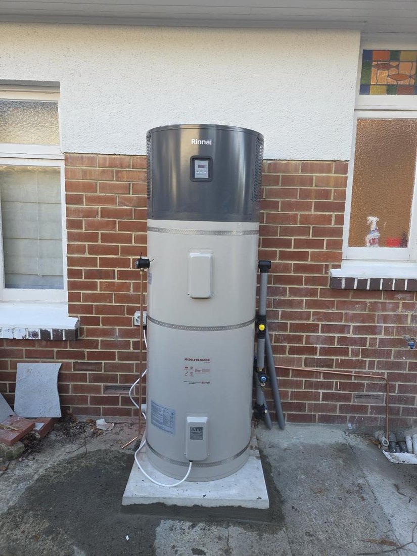 Rinnai HydraHeat two-piece hot water heat pump installed in New Zealand